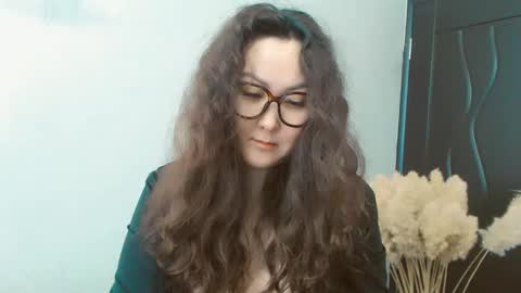 Snapshot of dalidayes chatting on December 2024 05:56:01 AM Dali online show from December 2024 05:56:01 AM