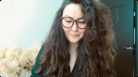 Snapshot of dalidayes chatting on September 2025 05:40:02 AM Dali online show from September 2025 05:40:02 AM