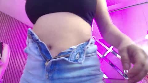 Daliia    online show from February 2026 12:57:01 PM