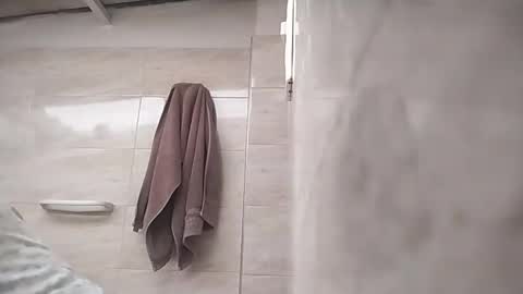 Dalila online show from September 2025 11:37:02 AM