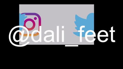Snapshot of dalila_oficials chatting on June 2026 10:35:02 AM online show from June 2026 10:35:02 AM