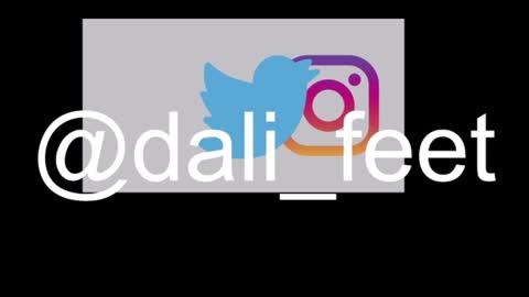 Snapshot of dalila_oficials chatting on June 2026 11:54:02 AM online show from June 2026 11:54:02 AM