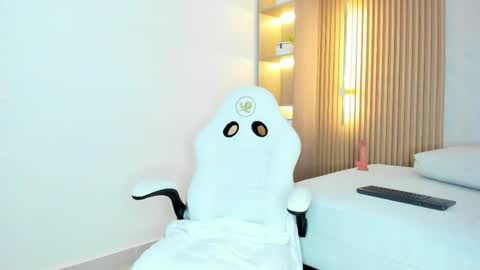 Snapshot of dalila_sette chatting on April 2026 01:41:02 PM dalila sette online show from April 2026 01:41:02 PM