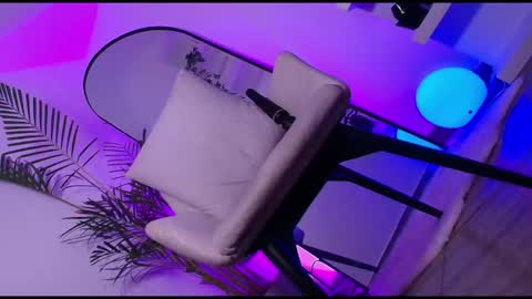 dalilathoms online show from March 2026 02:04:02 AM