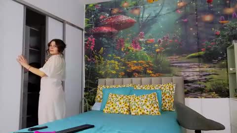 damedefeu online show from February 2025 09:13:02 AM