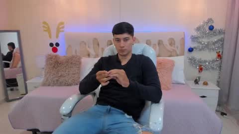 DAMIAN online show from December 2024 12:33:01 PM