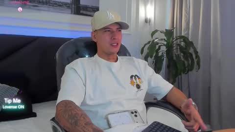 DAMIAN online show from February 2026 12:43:02 PM