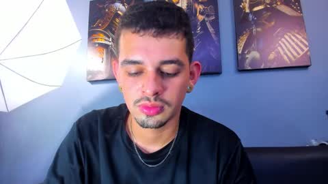 Snapshot of damian__oliver chatting on March 2026 05:22:01 AM Damian Oliver online show from March 2026 05:22:01 AM