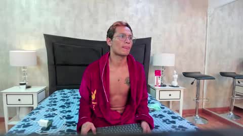 Snapshot of damian_garciaah chatting on April 2026 11:41:02 AM Damian Garcia online show from April 2026 11:41:02 AM