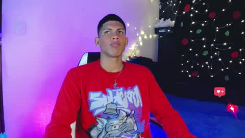 Snapshot of damian_latinxxx chatting on December 2024 06:24:02 AM Damian online show from December 2024 06:24:02 AM