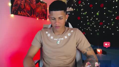 Snapshot of damian_latinxxx chatting on December 2024 07:55:01 AM Damian online show from December 2024 07:55:01 AM