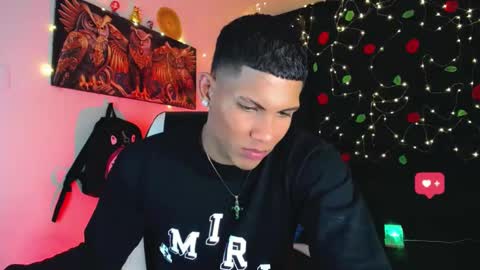 Snapshot of damian_latinxxx chatting on December 2024 02:54:02 AM Damian online show from December 2024 02:54:02 AM