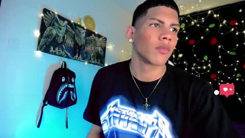 Snapshot of damian_latinxxx chatting on December 2024 02:54:01 AM Damian online show from December 2024 02:54:01 AM