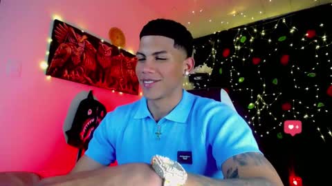 Snapshot of damian_latinxxx chatting on January 2025 09:04:02 AM Damian online show from January 2025 09:04:02 AM
