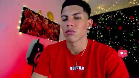 Snapshot of damian_latinxxx chatting on January 2025 08:49:02 AM Damian online show from January 2025 08:49:02 AM