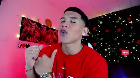 Snapshot of damian_latinxxx chatting on January 2025 02:46:02 AM Damian online show from January 2025 02:46:02 AM