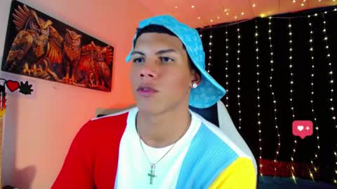 Snapshot of damian_latinxxx chatting on January 2025 08:33:01 AM Damian online show from January 2025 08:33:01 AM