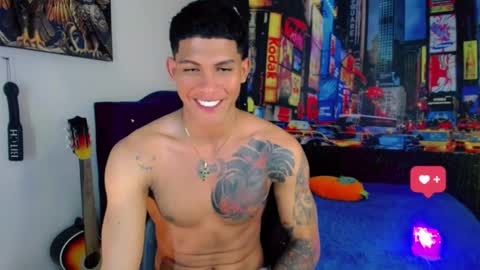 Snapshot of damian_latinxxx chatting on January 2025 09:51:02 AM Damian online show from January 2025 09:51:02 AM