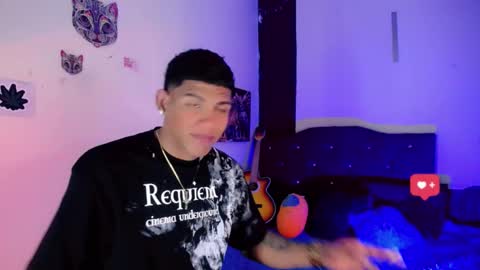 Snapshot of damian_latinxxx chatting on January 2025 03:12:02 AM Damian online show from January 2025 03:12:02 AM