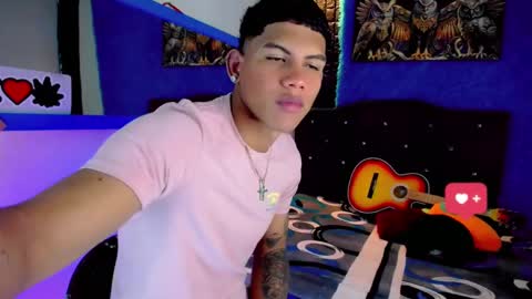 Snapshot of damian_latinxxx chatting on January 2025 03:27:02 AM Damian online show from January 2025 03:27:02 AM