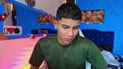 Snapshot of damian_latinxxx chatting on January 2025 02:51:01 AM Damian online show from January 2025 02:51:01 AM