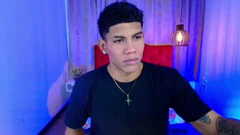 Snapshot of damian_latinxxx chatting on February 2025 05:32:01 AM Damian online show from February 2025 05:32:01 AM