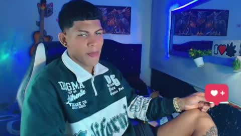 Snapshot of damian_latinxxx chatting on February 2025 08:52:02 AM Damian online show from February 2025 08:52:02 AM
