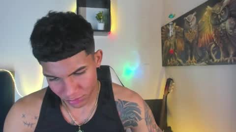 Snapshot of damian_latinxxx chatting on February 2025 05:53:02 AM Damian online show from February 2025 05:53:02 AM