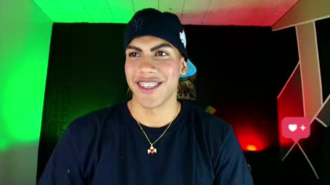 Snapshot of damian_latinxxx chatting on March 2025 03:02:01 AM Damian online show from March 2025 03:02:01 AM