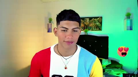 Snapshot of damian_latinxxx chatting on March 2025 02:18:02 PM Damian online show from March 2025 02:18:02 PM