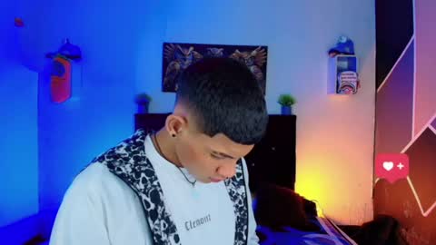 Snapshot of damian_latinxxx chatting on March 2025 06:07:02 AM Damian online show from March 2025 06:07:02 AM