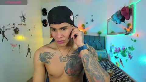 Snapshot of damian_latinxxx chatting on September 2025 03:11:02 AM Damian online show from September 2025 03:11:02 AM