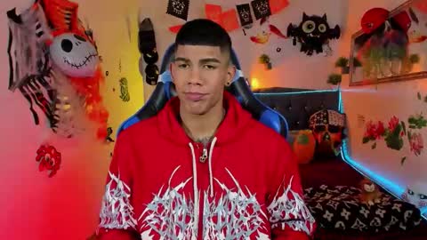 Snapshot of damian_latinxxx chatting on October 2025 03:20:02 AM Damian online show from October 2025 03:20:02 AM