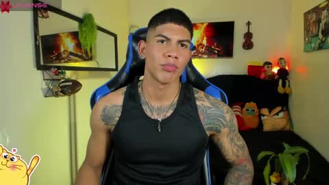 Snapshot of damian_latinxxx chatting on May 2026 07:54:02 PM Damian online show from May 2026 07:54:02 PM