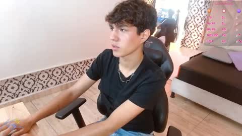 damian_tay online show from April 2026 11:37:02 AM