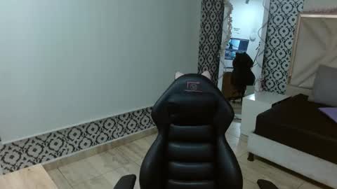 damian_tay online show from April 2026 11:38:02 AM