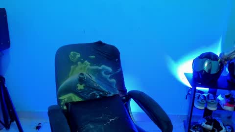 Snapshot of damian_torner chatting on April 2026 09:32:02 AM Damian torner online show from April 2026 09:32:02 AM