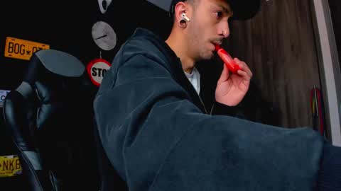 Daamiancox online show from September 2025 05:57:02 PM