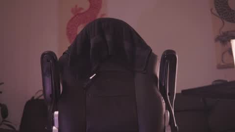 insta damn8   --------  online show from March 2025 12:53:01 AM