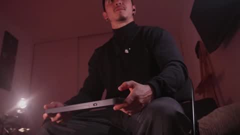 insta damn8   --------  online show from December 2025 11:34:02 PM