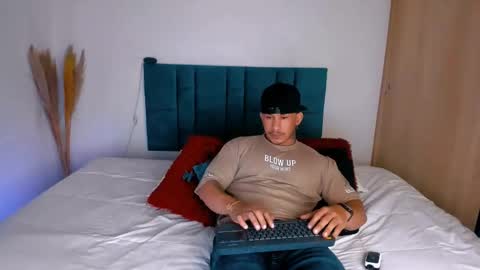 Snapshot of dammianmilleroficial chatting on November 2025 02:44:02 AM INSTAGRAM DAMMIANMILLEROFICIAL online show from November 2025 02:44:02 AM