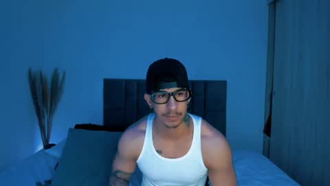 Snapshot of dammianmilleroficial chatting on November 2025 10:22:02 PM INSTAGRAM DAMMIANMILLEROFICIAL online show from November 2025 10:22:02 PM