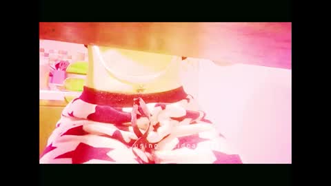 Snapshot of dammmtry chatting on February 2025 12:50:02 PM Sophie online show from February 2025 12:50:02 PM