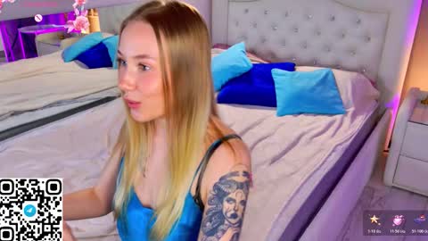 Emilia online show from December 2025 06:14:03 PM