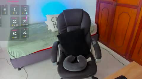 Kary-- independent model Schedule 0530am-1000am colombian time online show from February 2026 12:30:02 AM