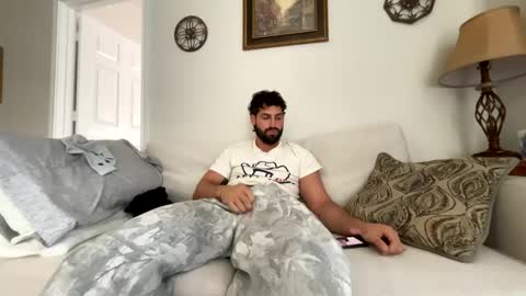 Clyde online show from January 2025 07:53:01 PM