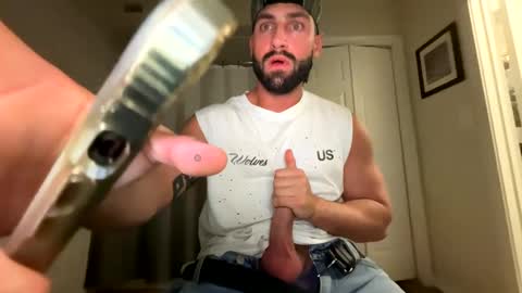 Clyde online show from February 2025 12:04:01 AM