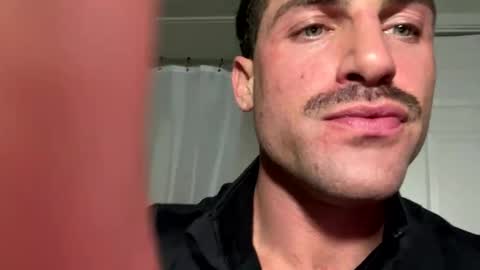 Clyde online show from February 2026 05:18:01 PM