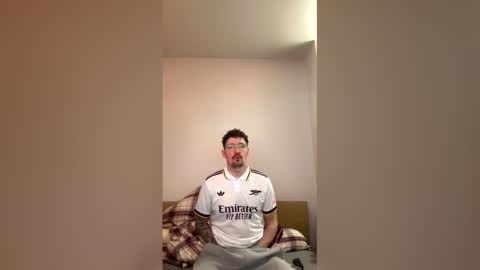 damo111694 online show from March 2026 11:00:01 PM