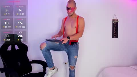 Snapshot of damon_baker0 chatting on October 2025 03:24:01 PM Damon bakert online show from October 2025 03:24:01 PM